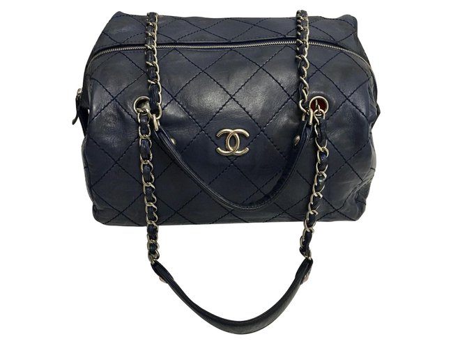 Chanel Sacs à main Cuir Bleu  ref.75914