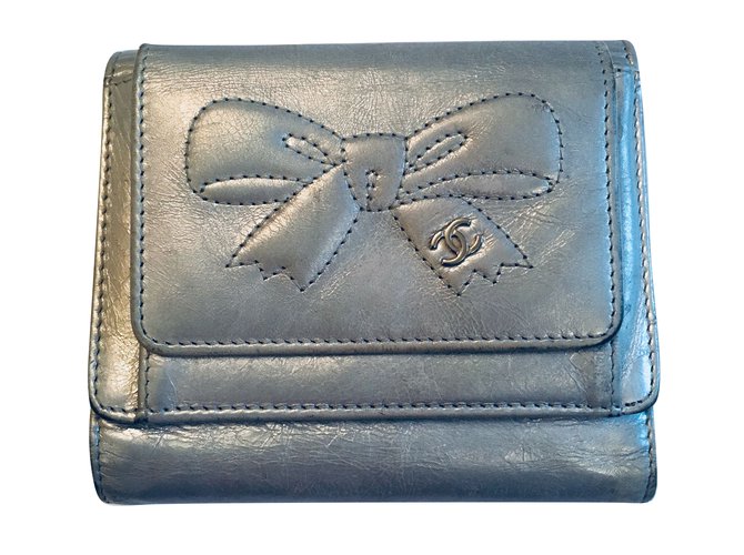 Chanel Brieftasche Silber Leder  ref.75915