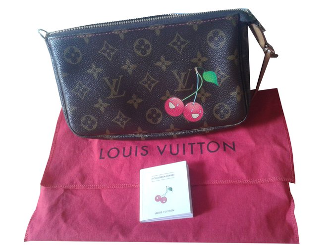 Louis Vuitton Pochette cerises VINTAGE Toile Marron  ref.75981