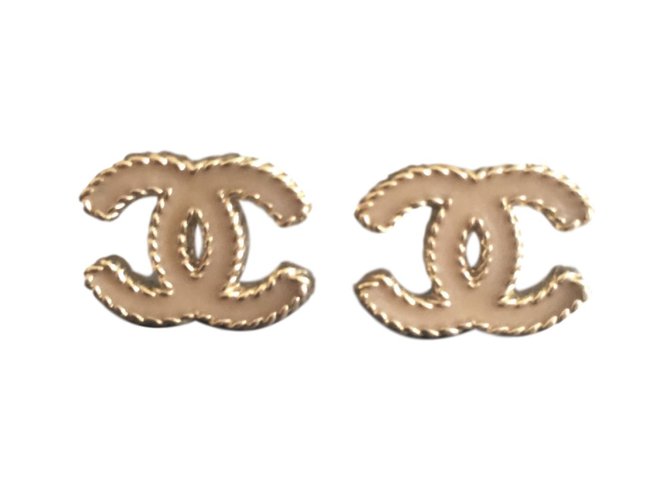 Chanel Earrings Beige  ref.76287