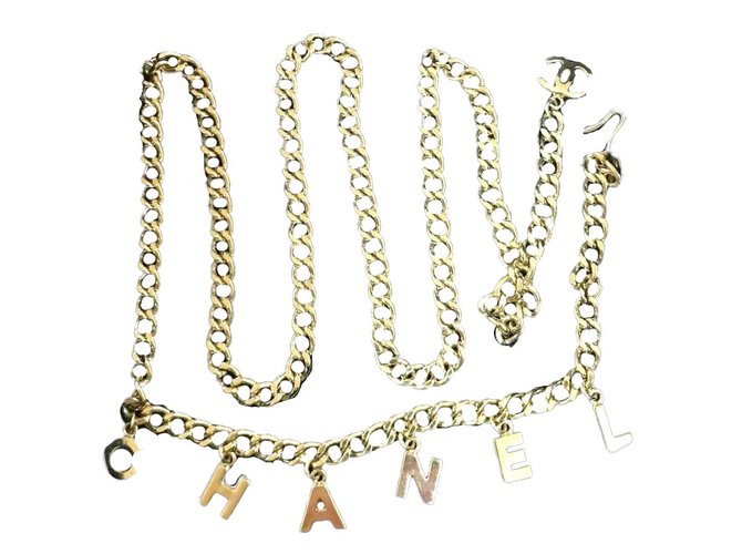 Chanel Necklaces Golden Metal  ref.76466