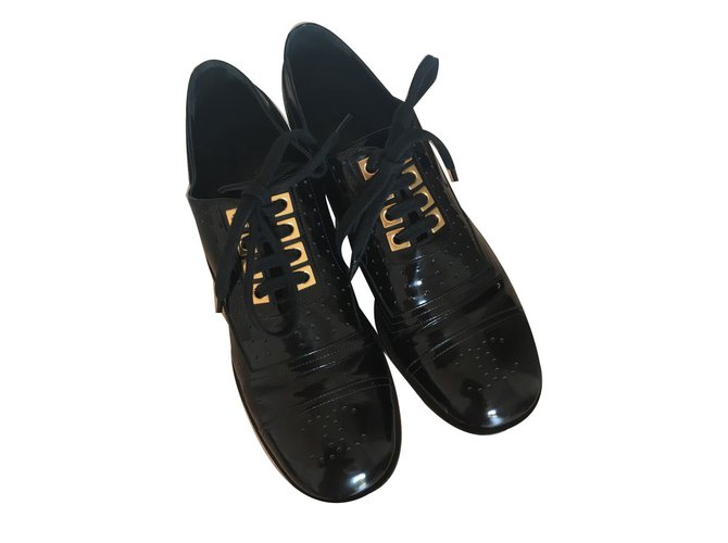 Chanel Lace ups Black Leather  ref.76510