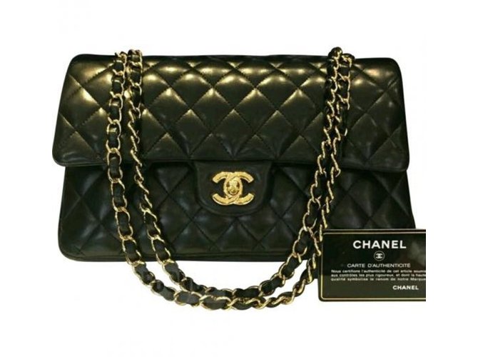 Timeless Chanel Bolsos de mano Negro Cuero  ref.77027
