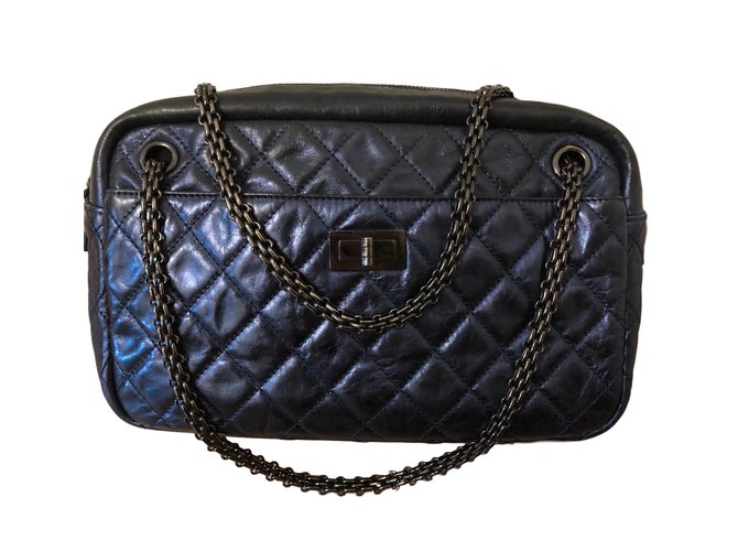 Chanel Bolsas Azul Couro  ref.77178