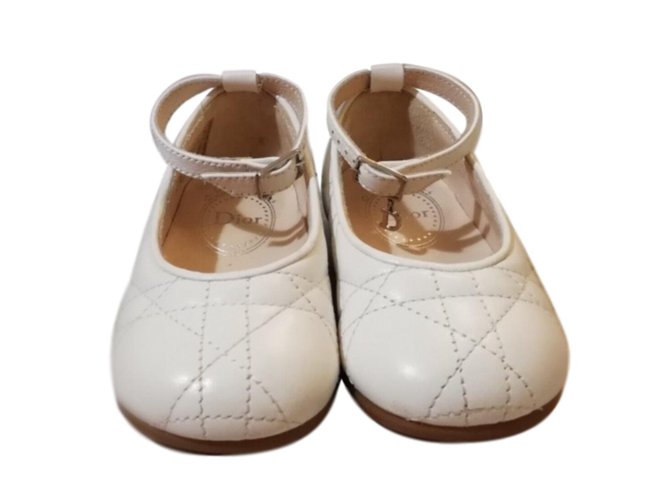 Dior Slippers White Leather  ref.77362