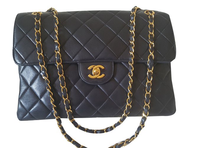 Timeless Chanel Handbags Black Leather  ref.77513
