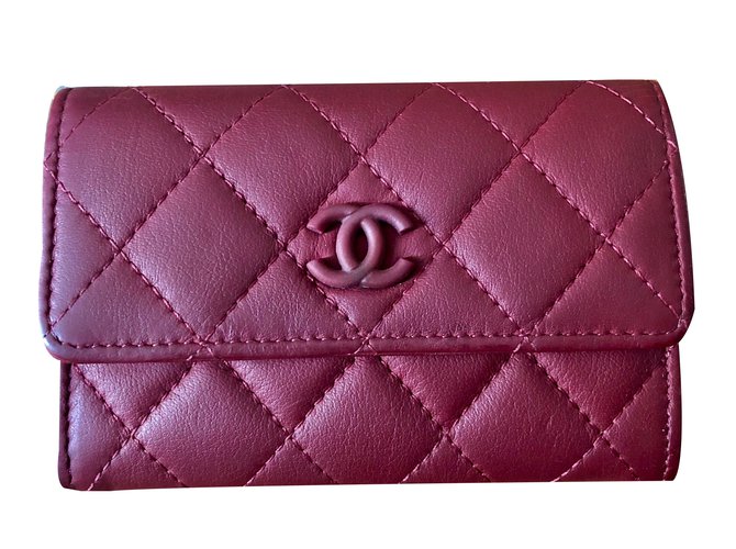Chanel Purses, wallets, cases Dark red Leather  ref.77599