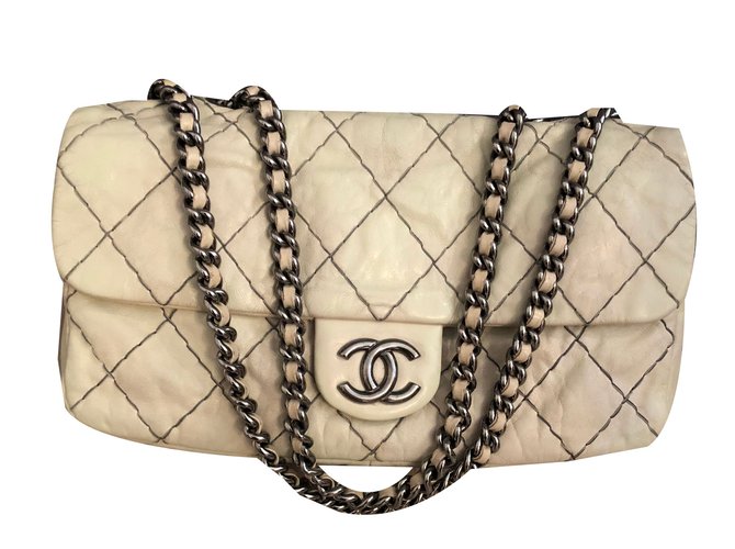 Chanel Handbags Eggshell Leather  ref.77983