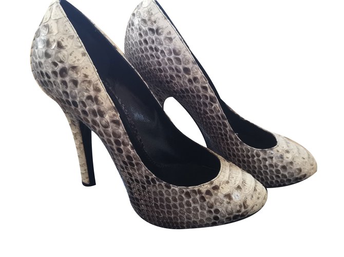 Dolce & Gabbana Python Pumps Grau 