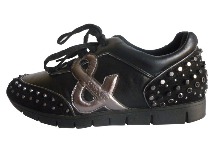Max & Co Leather sneakers Black  ref.78280