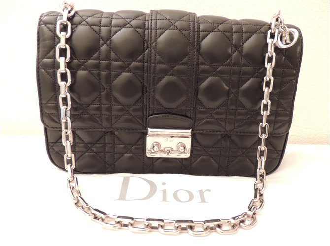 Dior Handtaschen Schwarz Leder  ref.78412
