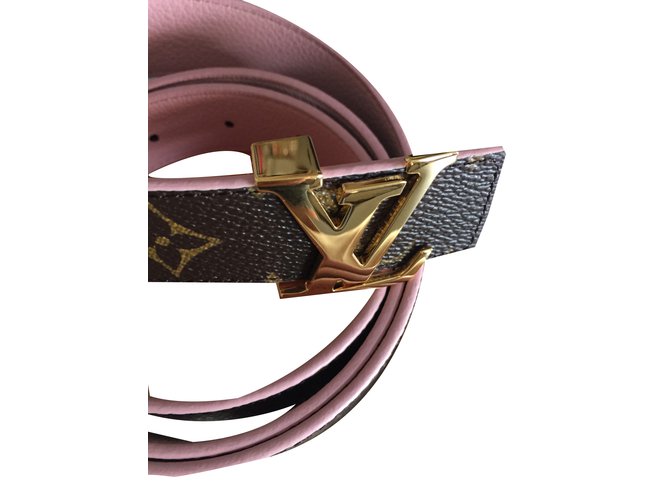 Louis Vuitton INICIALES REVERSIBLES 30 Cinturón MM Cuero  ref.78631