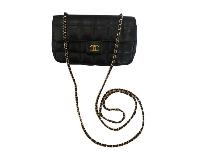 Chanel Handbags Black Leather  ref.78969