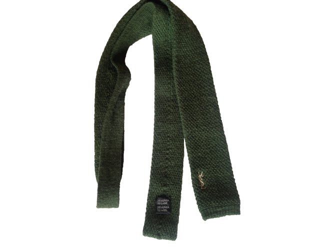 Yves Saint Laurent ties Olive green Cashmere  ref.79134