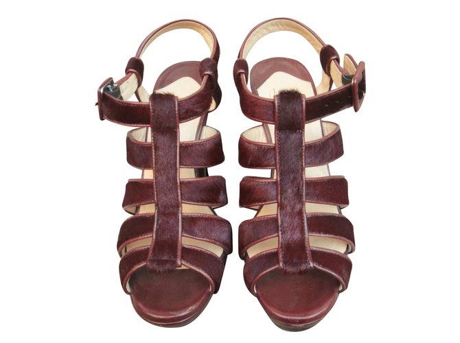 Christian Louboutin Sandalen Bordeaux Samt Kalbähnliches Kalb  ref.79182