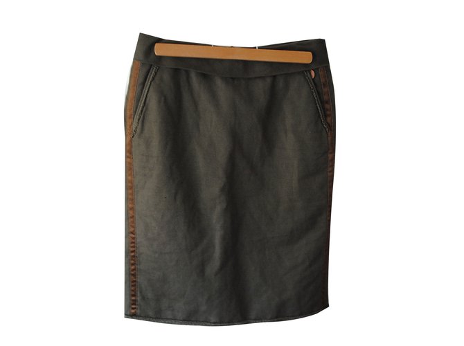 Hugo Boss Skirts Khaki Linen  ref.79303