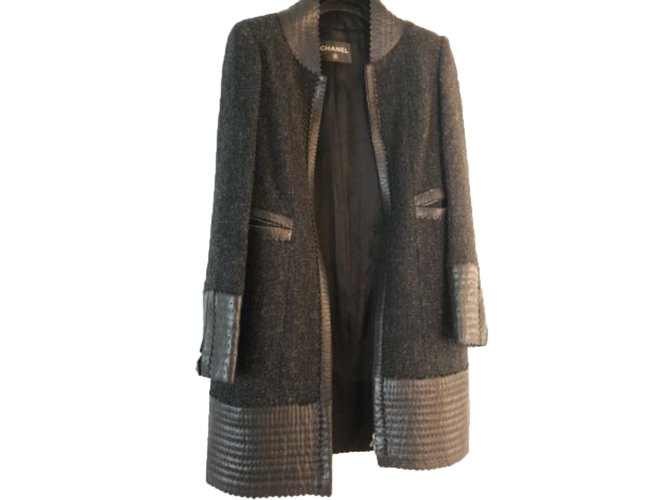 Chanel Coats, Outerwear Grey Leather Wool  ref.79700