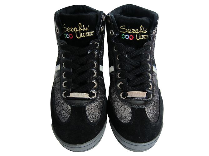 Serafini Sneaker aus grauem Metallic Leder