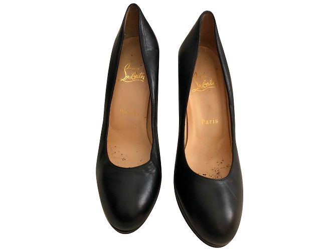 Zapatos de tacón Christian Louboutin en cuero negro