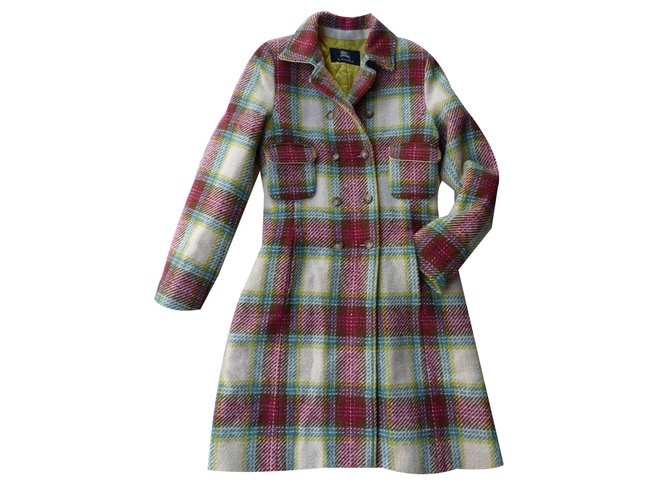 Burberry Coats, Outerwear Multiple colors Wool  ref.80010