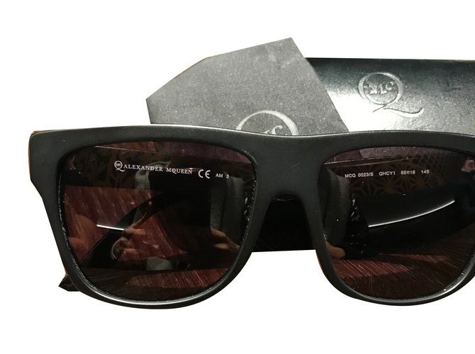 Alexander Mcqueen Sunglasses Black Acrylic  ref.80493