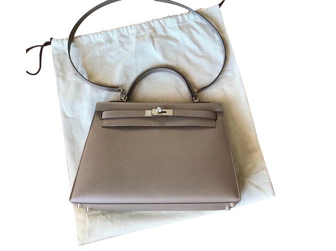 Hermès Kelly 32 Handbags Leather Grey 