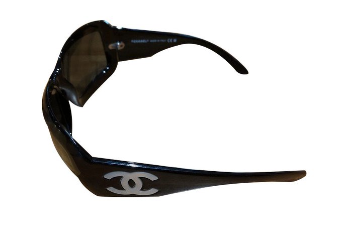 Chanel Oculos escuros Preto Plástico  ref.80689