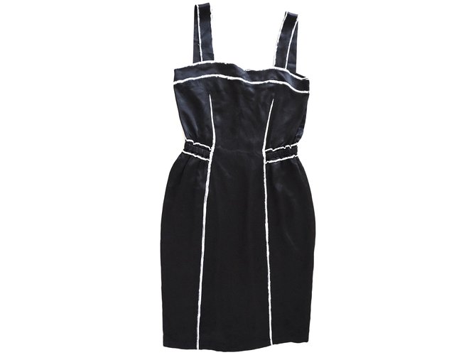 Yves Saint Laurent Dresses Black Silk  ref.80723