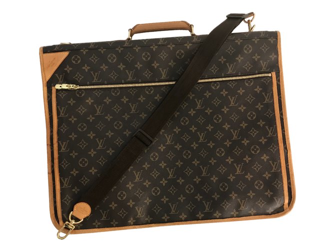 Closet User  Fashion, Louis vuitton handbags outlet, Louis