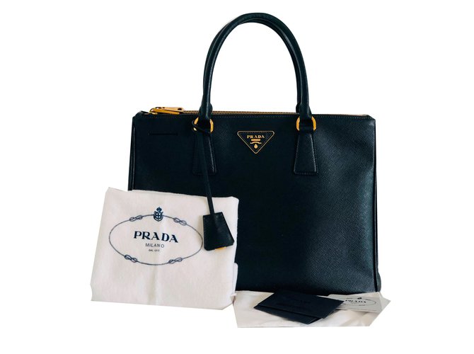 Prada Galleria Tote Black Leather  ref.81155