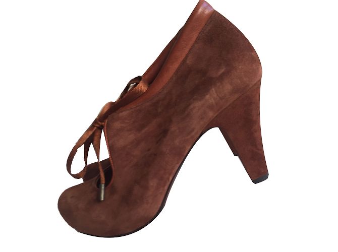 Botas de tornozelo Chie Mihara em couro caramelo 39