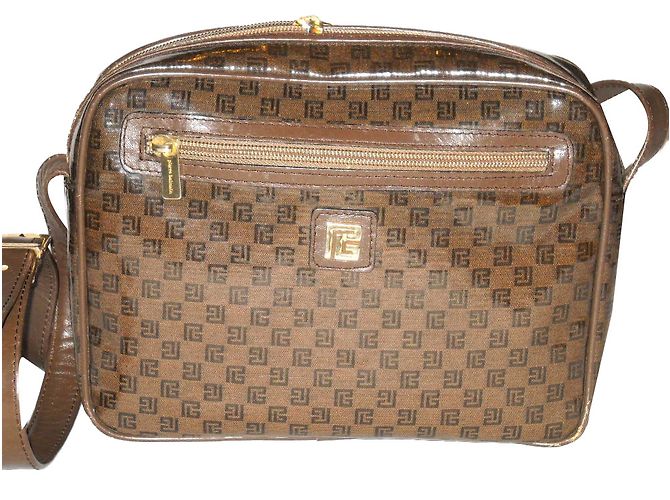 Bolsa Pierre Balmain marrom de lona e couro