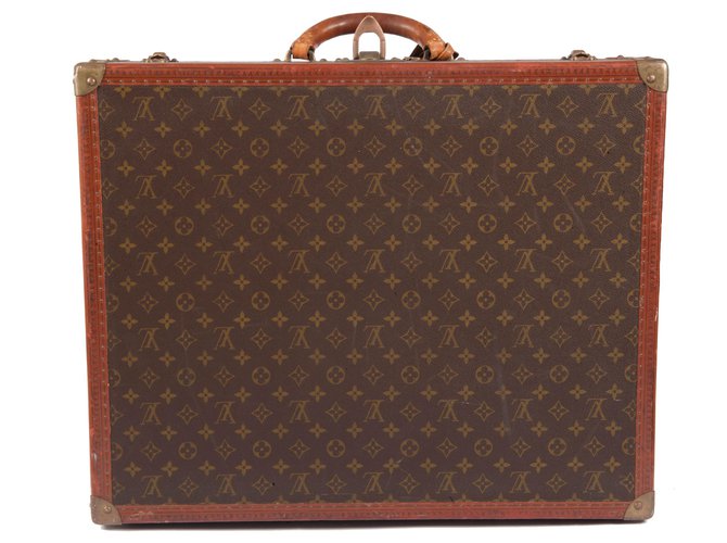 Louis Vuitton Bisten 70 Monogram Canvas Suitcase in Antique Luggage & Bags