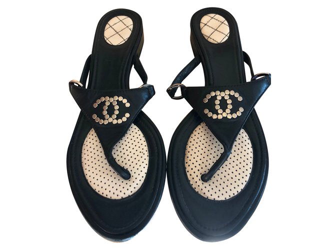 Chanel sandals Black Leather  ref.81578