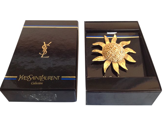Yves Saint Laurent Relojes finos Cobre Metal  ref.81604