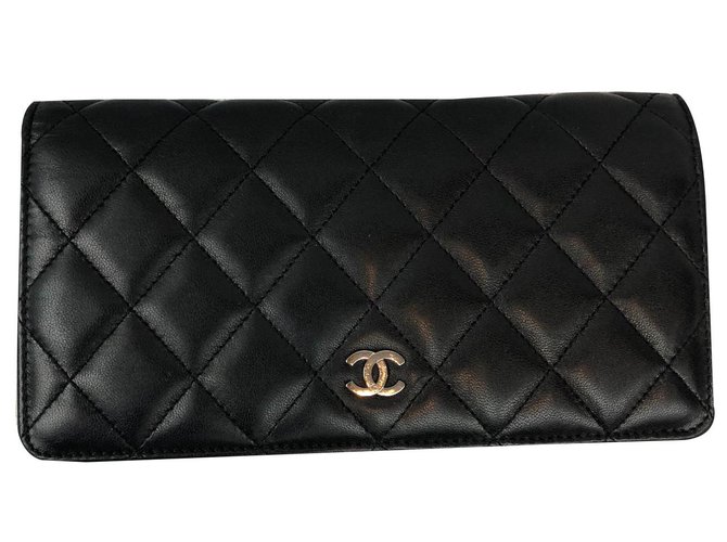 Chanel wallets Hazelnut Leather  ref.81817