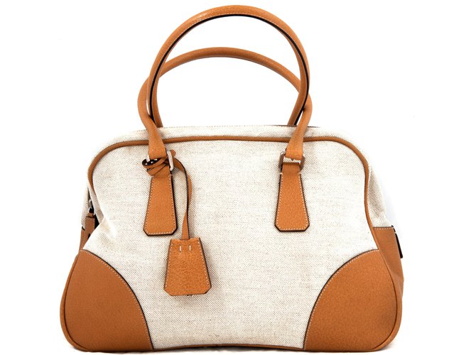 Prada Handbag Beige Leather  ref.82106