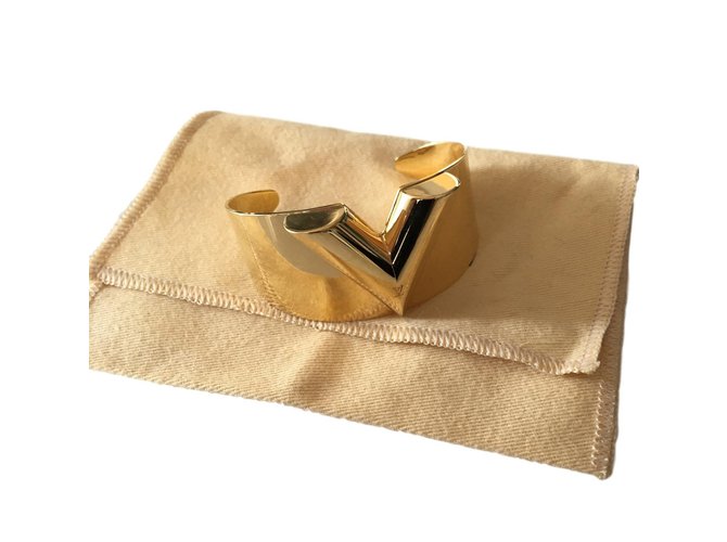 Louis Vuitton Wesentliches V Golden Metall  ref.82164