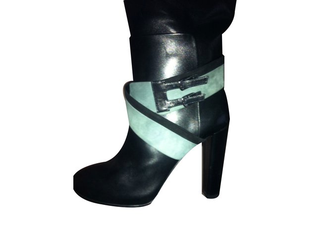 Balenciaga boots Black Leather  ref.82200