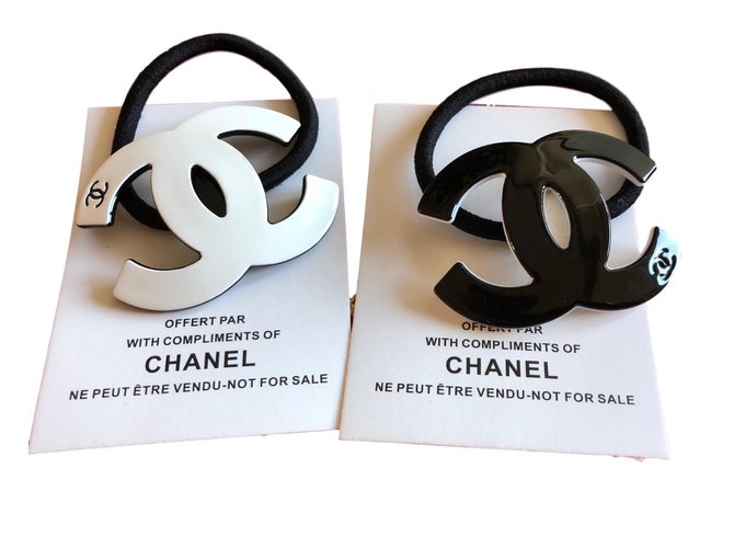 Chanel Vip Gift Hair Ties Hair Accessories Plastic White Ref 82385