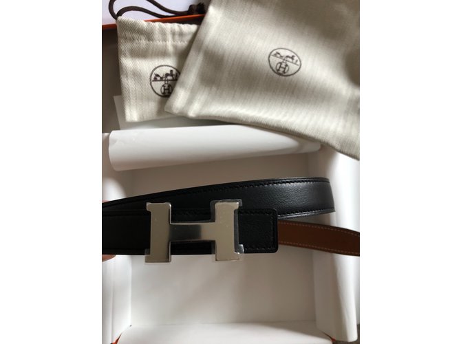 Hermès Cinturones Negro Cuero  ref.82539