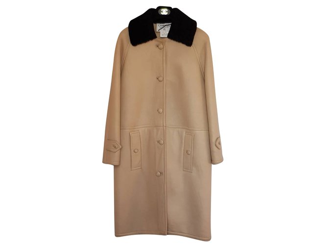 Chanel Coats, Outerwear Beige Leather  ref.82643