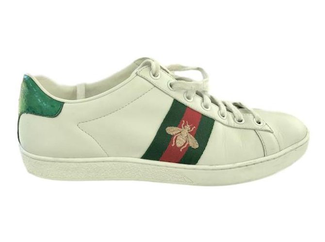 Gucci baskets modèle "ACE" Cuir Blanc  ref.83104