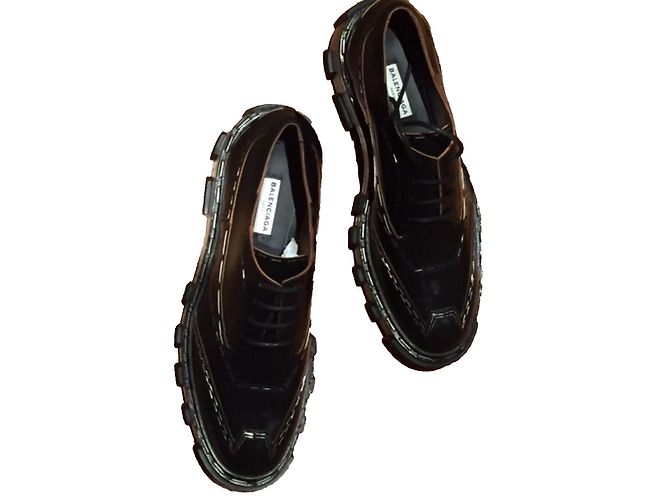 Balenciaga Derbies