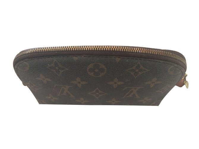 Louis Vuitton Purses, wallets, cases Beige Leather  ref.83185
