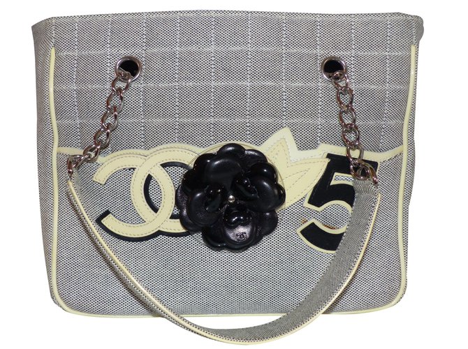 Chanel Hand Bag Grey  ref.83237