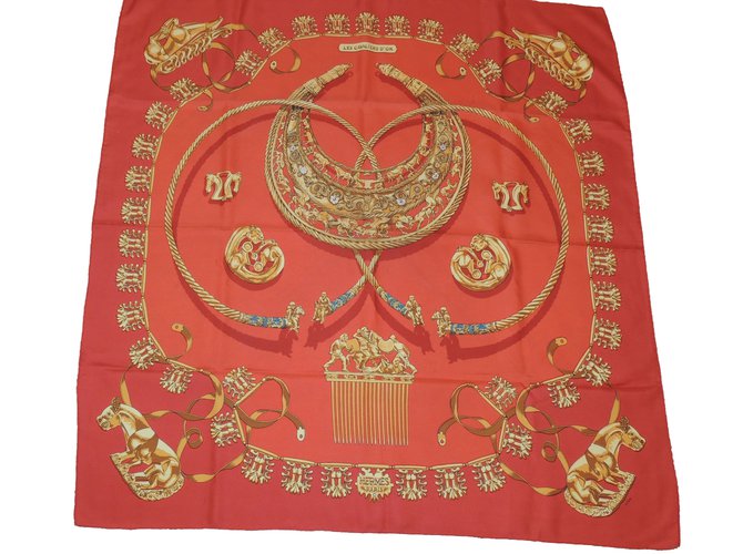 Hermès Lenços de seda Vermelho  ref.83361