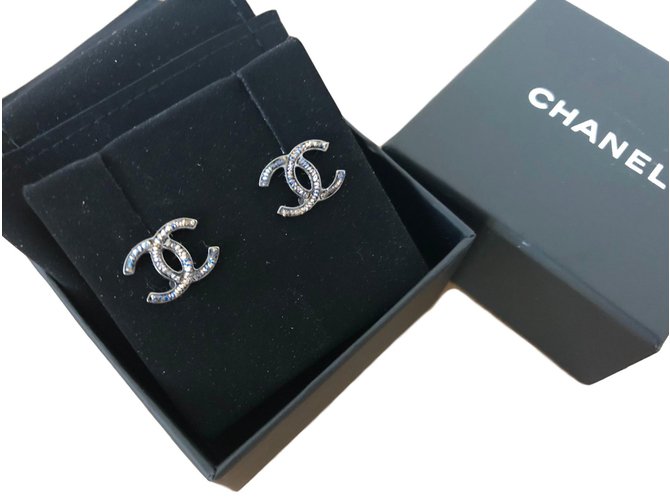 Chanel Boucles d’oreilles logo CC Métal Bleu  ref.83461