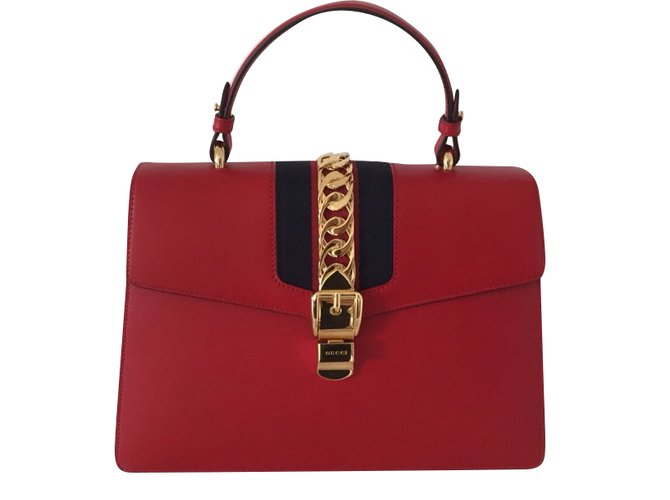 Gucci-Tasche Sylvie medium Rot Leder  ref.83616