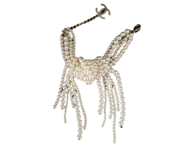 Chanel Bracelets Beige Pearl  ref.83683